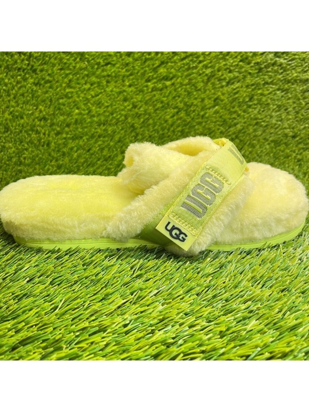 UGG Fluff It Pop Mens Size 9 Yellow Beach‎ Casual Comfort Slip On Slide Slippers